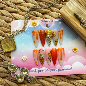 Queen Bee Summer – Honeycomb Press On Nails 🐝 - Nail Dreamz by Aisha